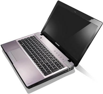 Замена петель на ноутбуке Lenovo IdeaPad Z570A